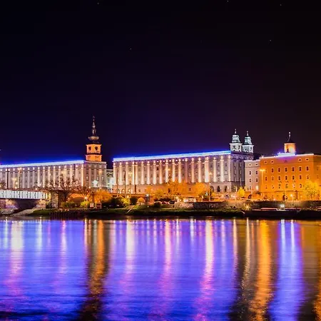 Stadion Lejlighed Linz